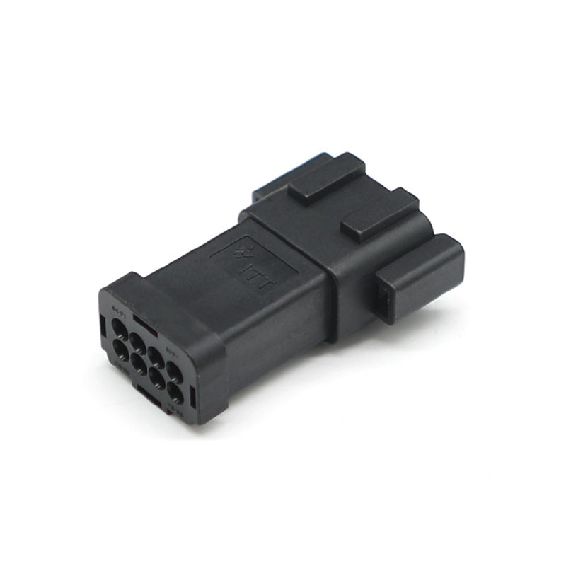 132015-0130 موصل السيارات وعاء (أنثى) 8 اتجاه