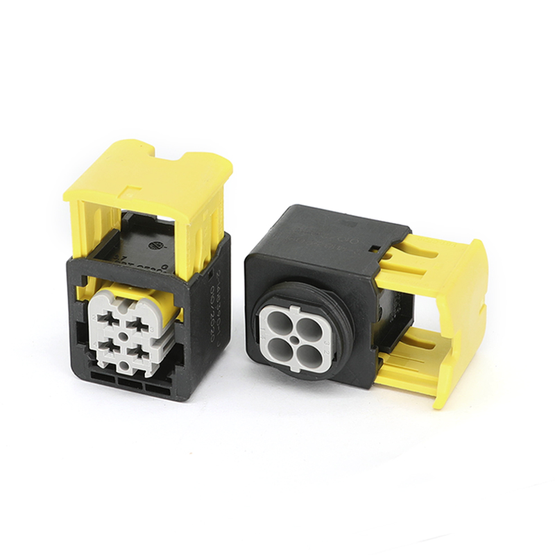 2-1418390-1 موصل السيارات ذو 4 اتجاهات (أنثى)