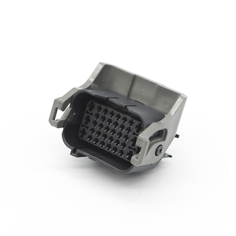 1743059-2 موصل السيارات ذو 36 اتجاهًا (أنثى)