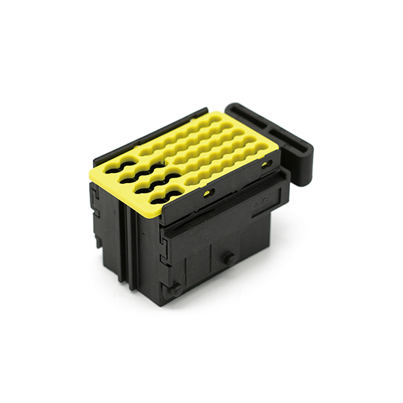 936421-2 موصل السيارات ذو 42 اتجاهًا (ذكر).